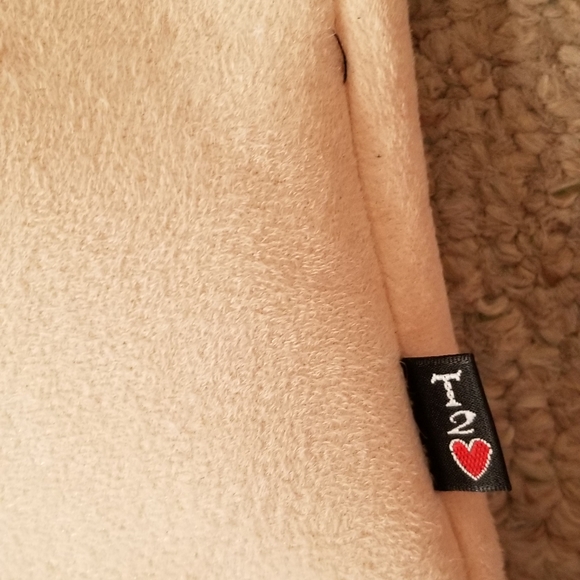 Girls Shearling Like Vest - Picture 3 of 5